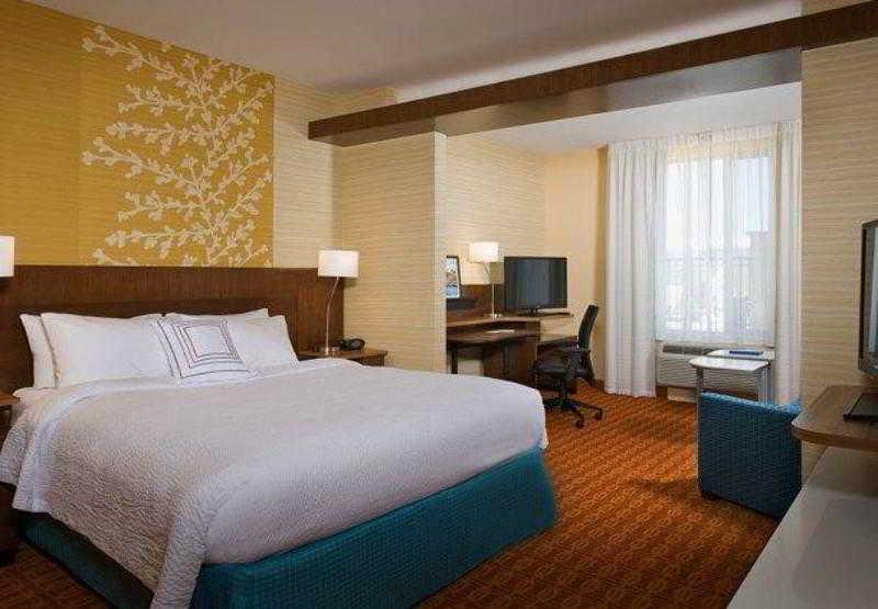 Fairfield Inn & Suites By Marriott Tustin Orange County Exterior photo