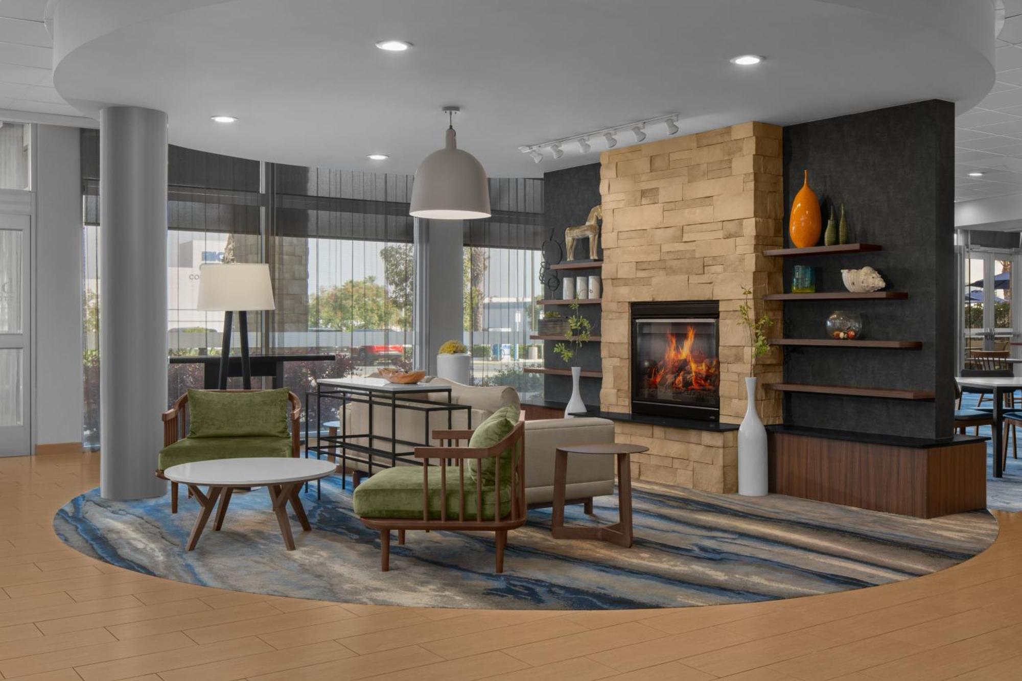 Fairfield Inn & Suites By Marriott Tustin Orange County Exterior photo